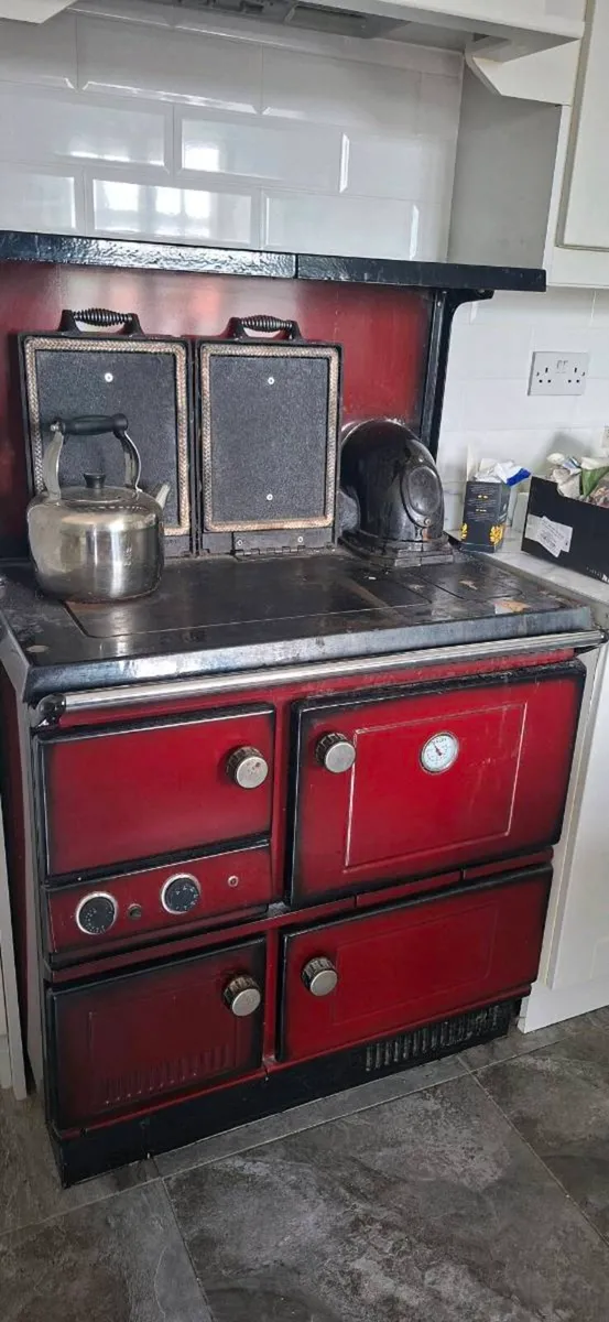 Stanley oil fired cooker - Image 1