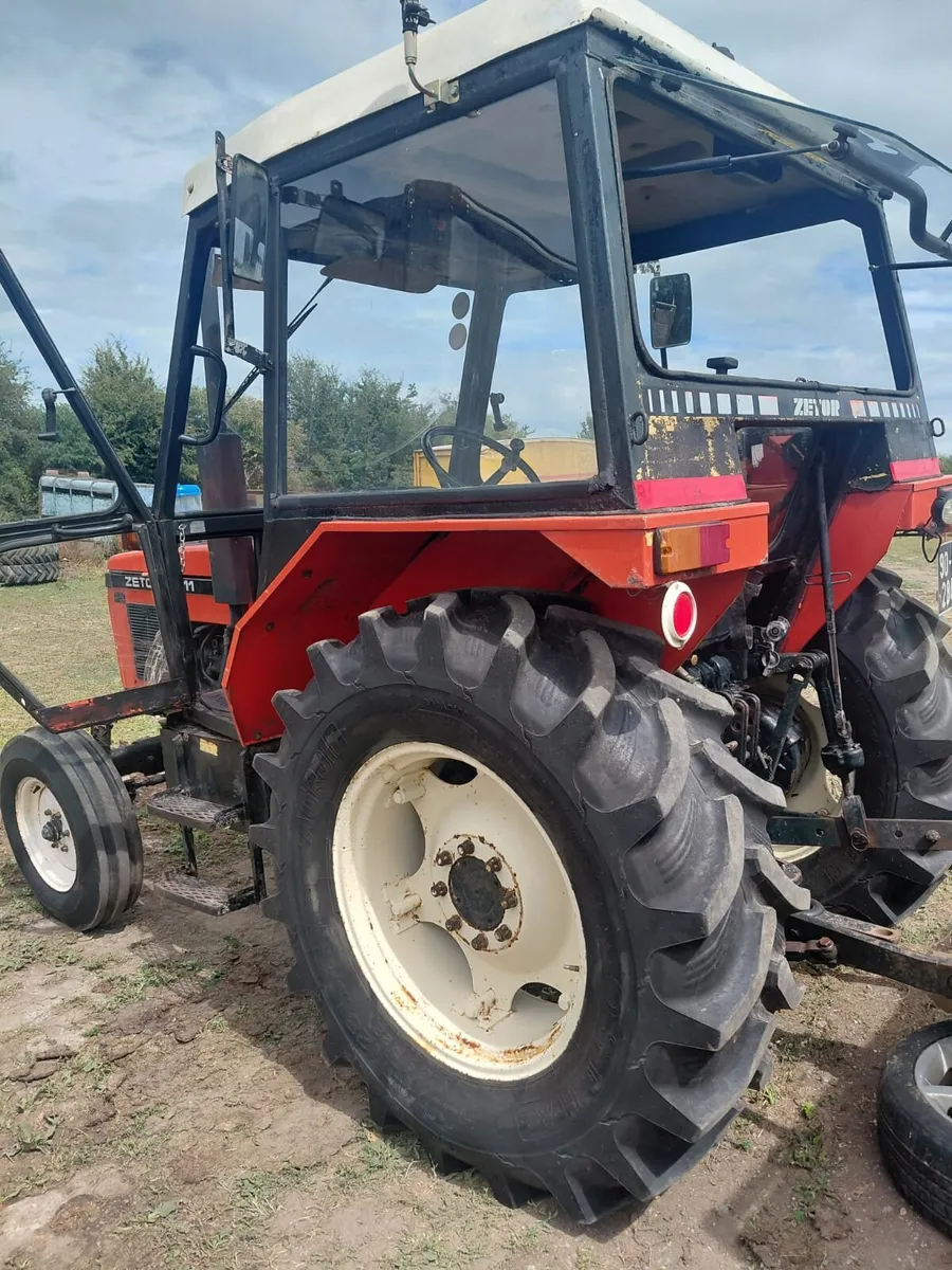 Tractors - Image 4