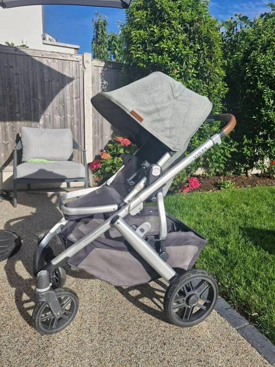 Uppababy vista 2 pushchair and Bassinet (cot bundle possible) - Image 1