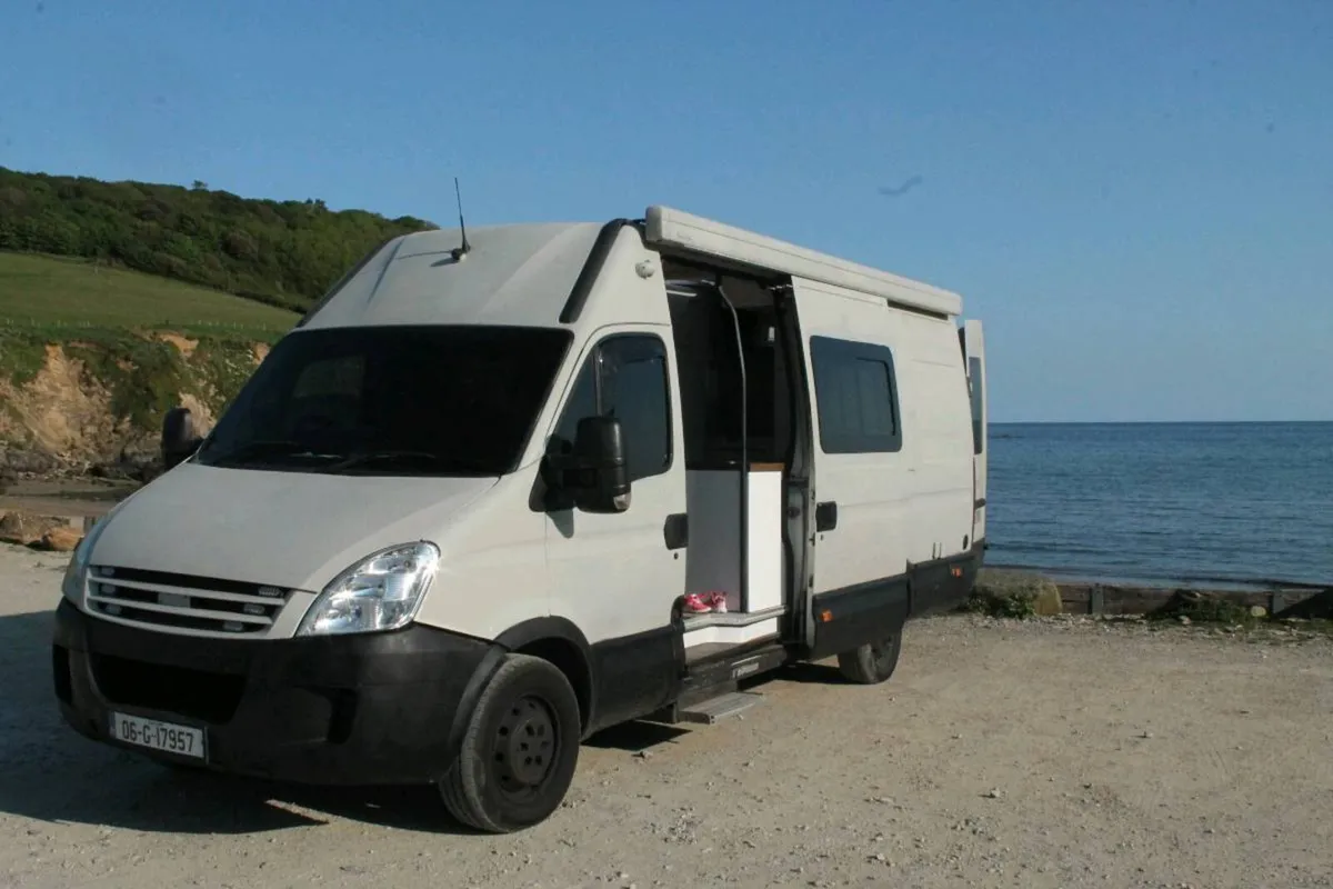 Iveco Daily 35s12 camper - Image 1