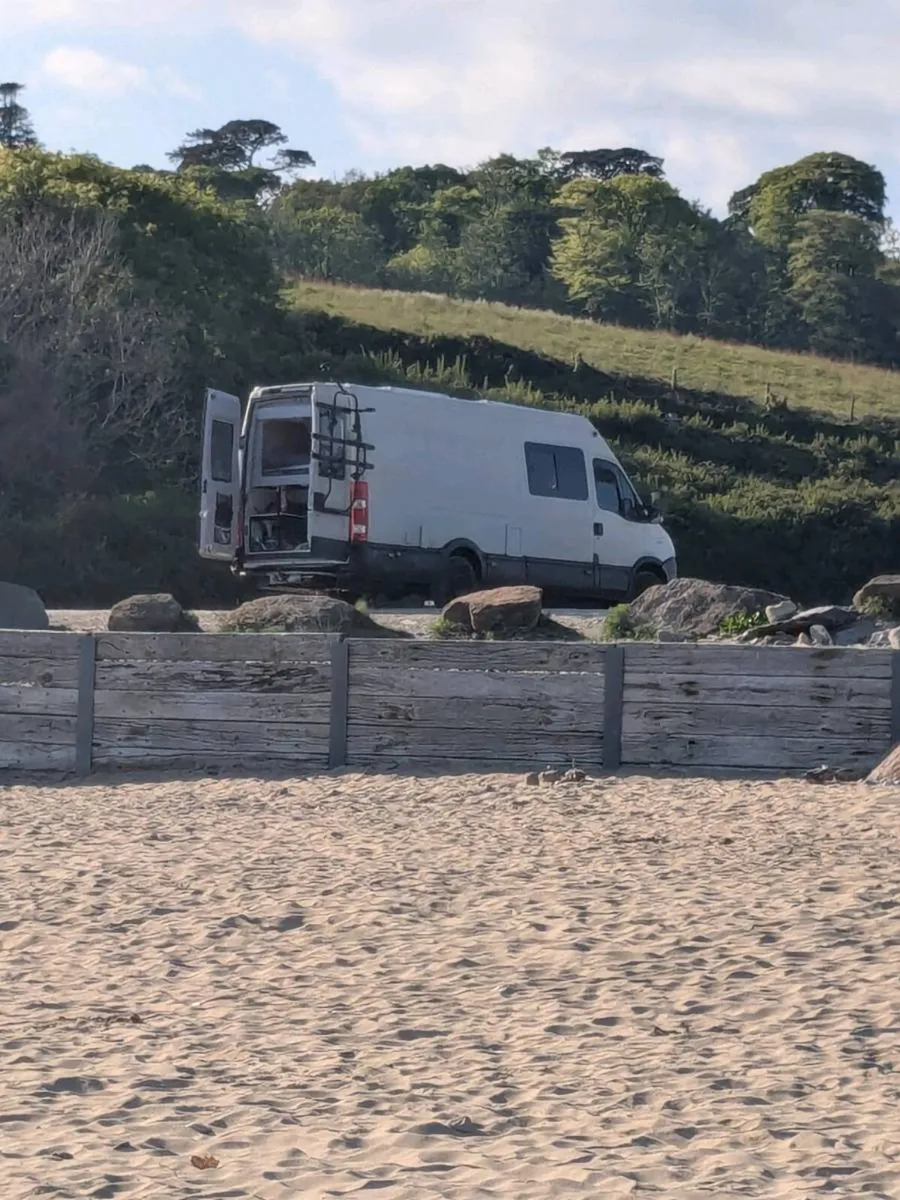 Iveco Daily 35s12 camper - Image 2