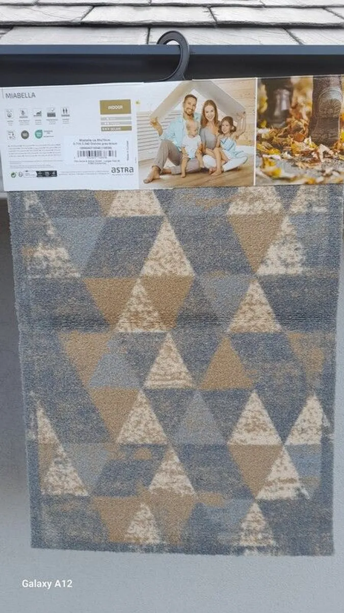 Brand New....Astra Rugs..PRICE DROP - Image 4
