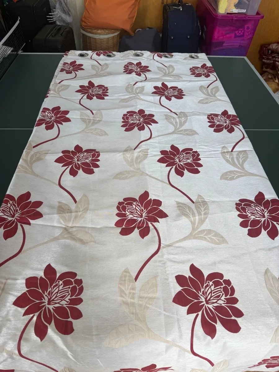 Curtains - Image 1