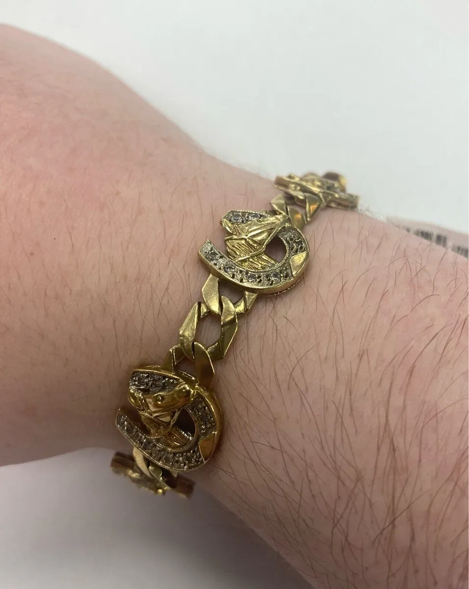 9CT gold horse bracelet - Image 2