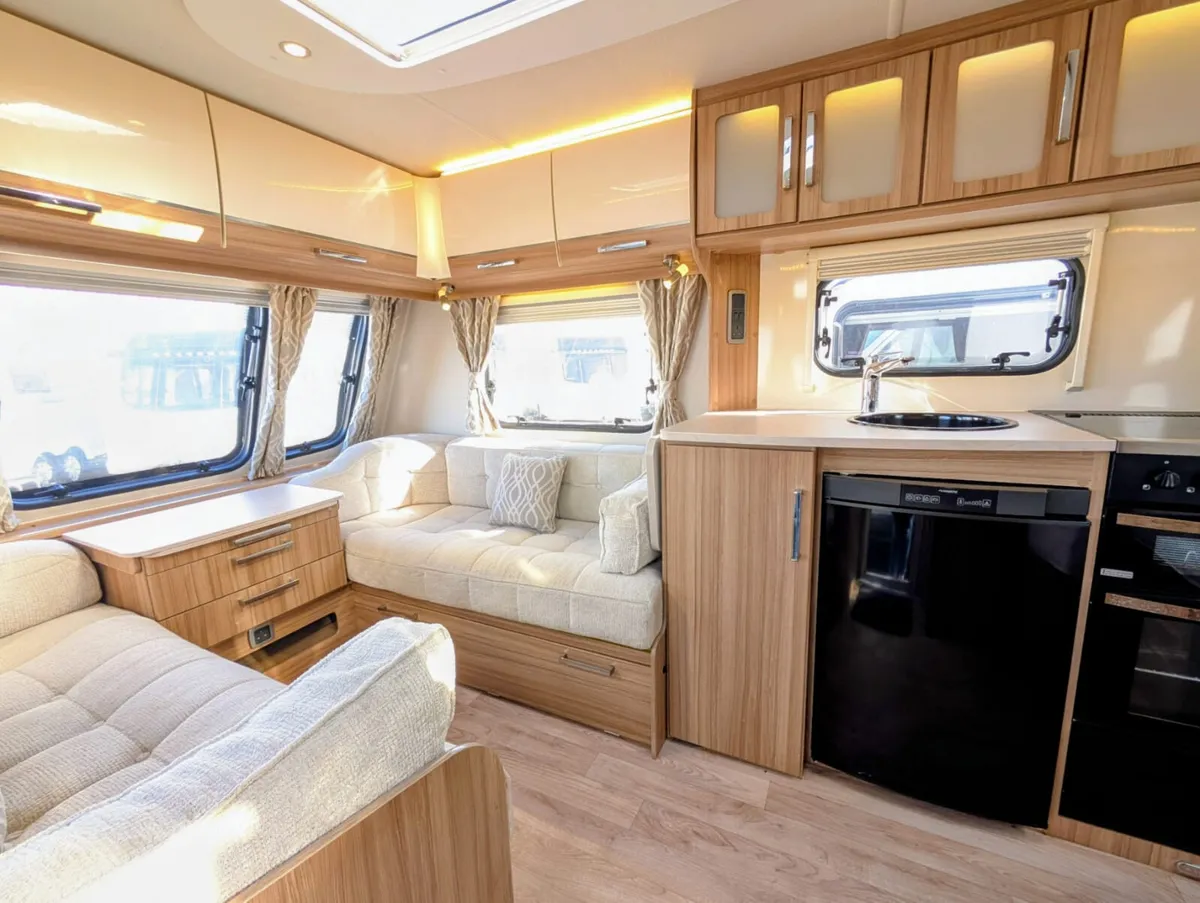 2015 LUNAR CLUBMAN SE - Image 4