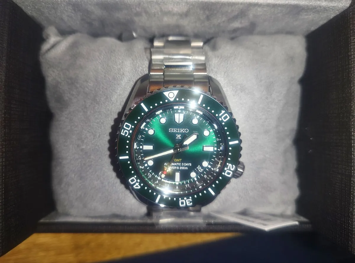 Seiko Prospex "Marine Green" GMT - Image 4