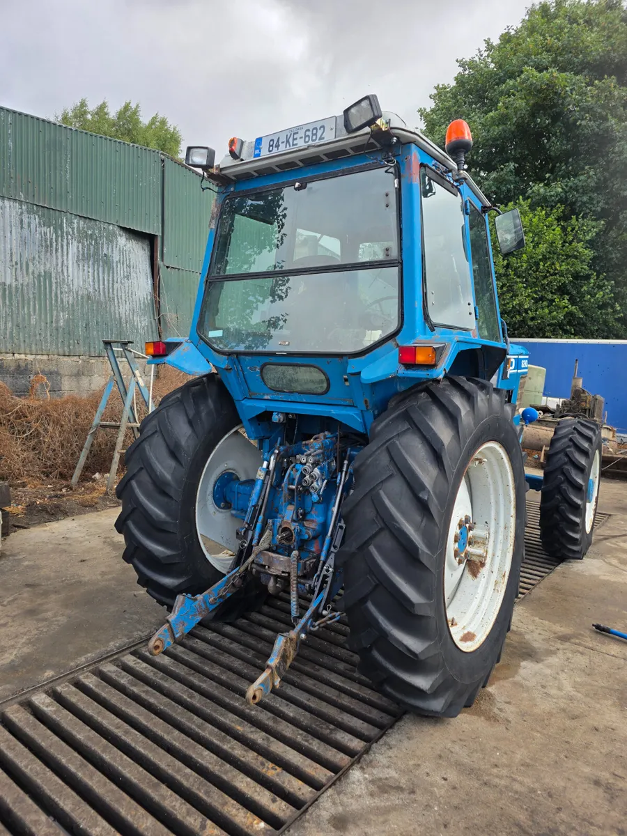 Ford 8210 - Image 2