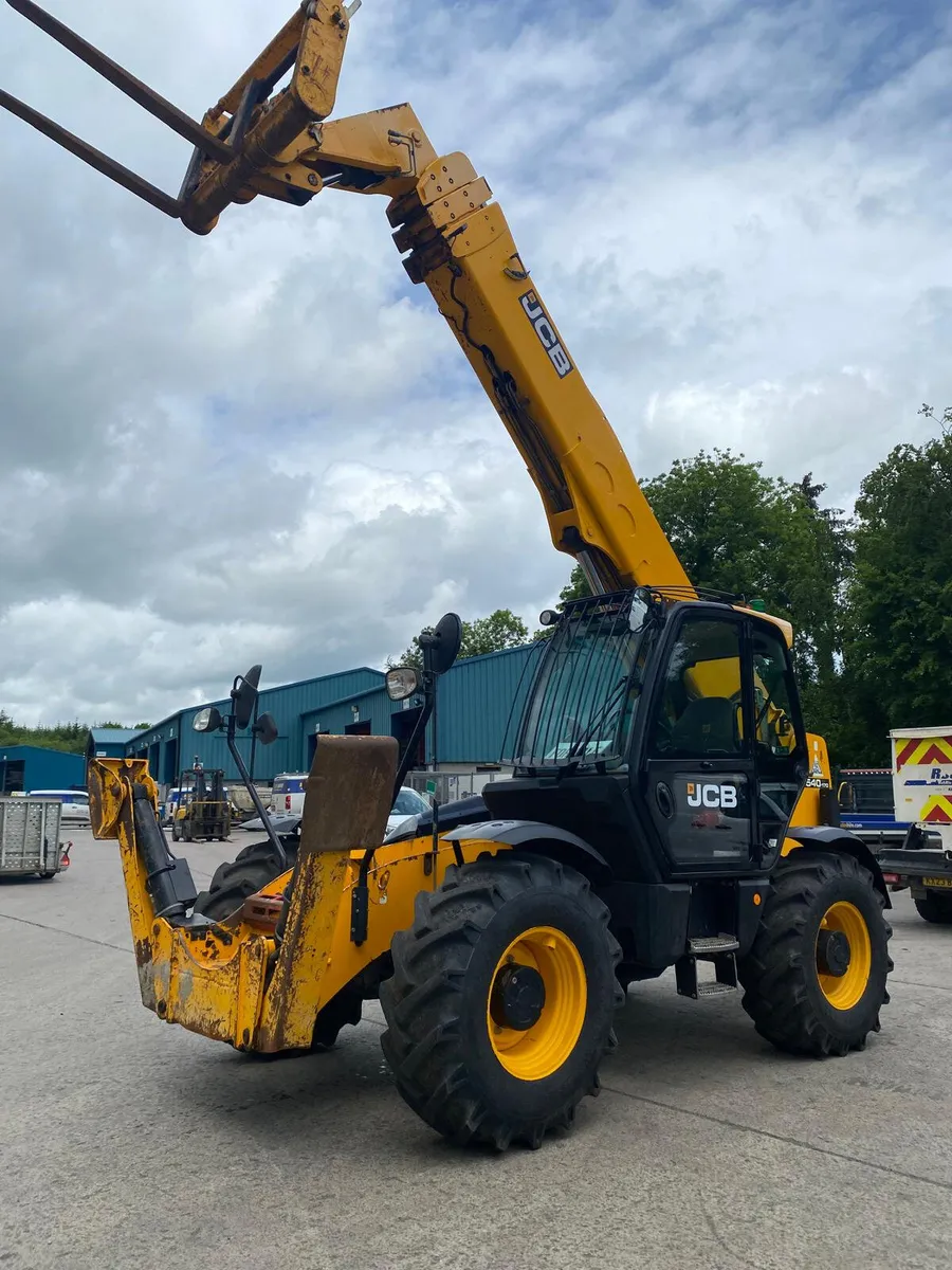 2017 JCB 540-170 17M TELESCOPIC FORKLIFT - Image 2