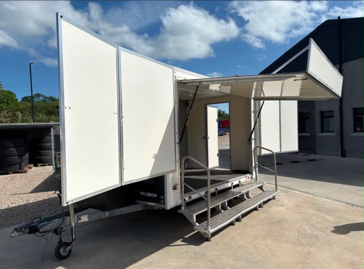 Exhibition Trailer for Hire - €500 a day - Image 3