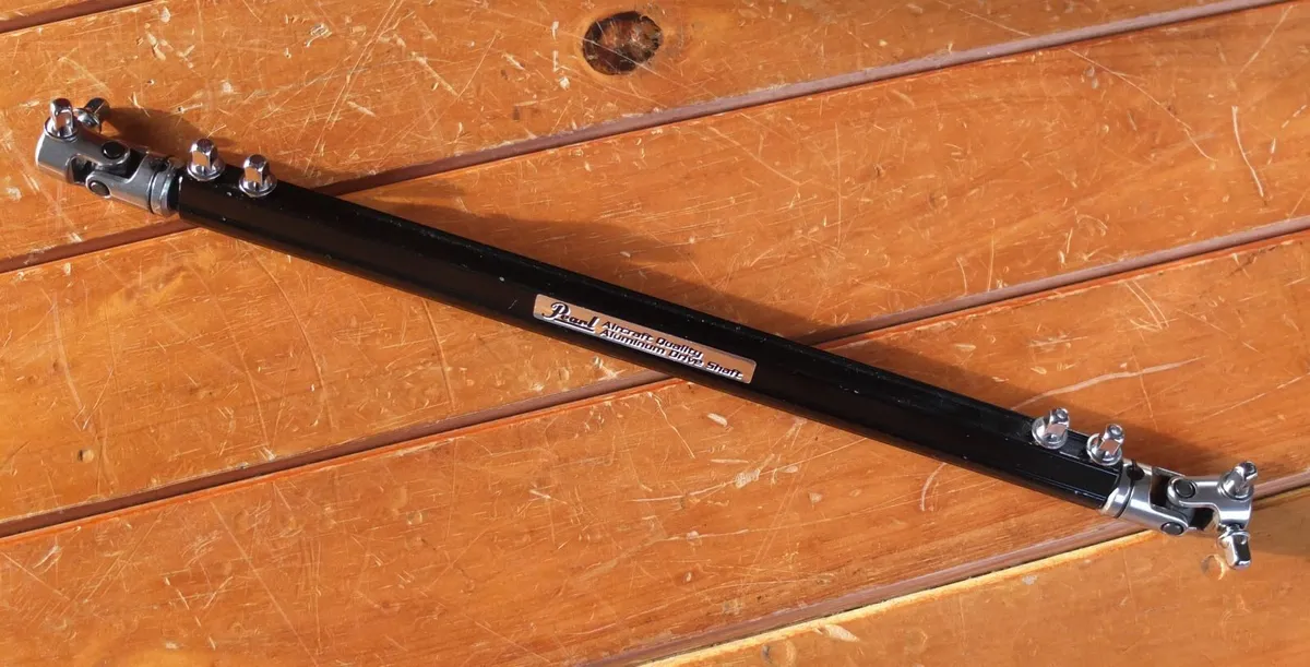 Pearl P-2002C Eliminator Drive Shaft Assembly. - Image 1
