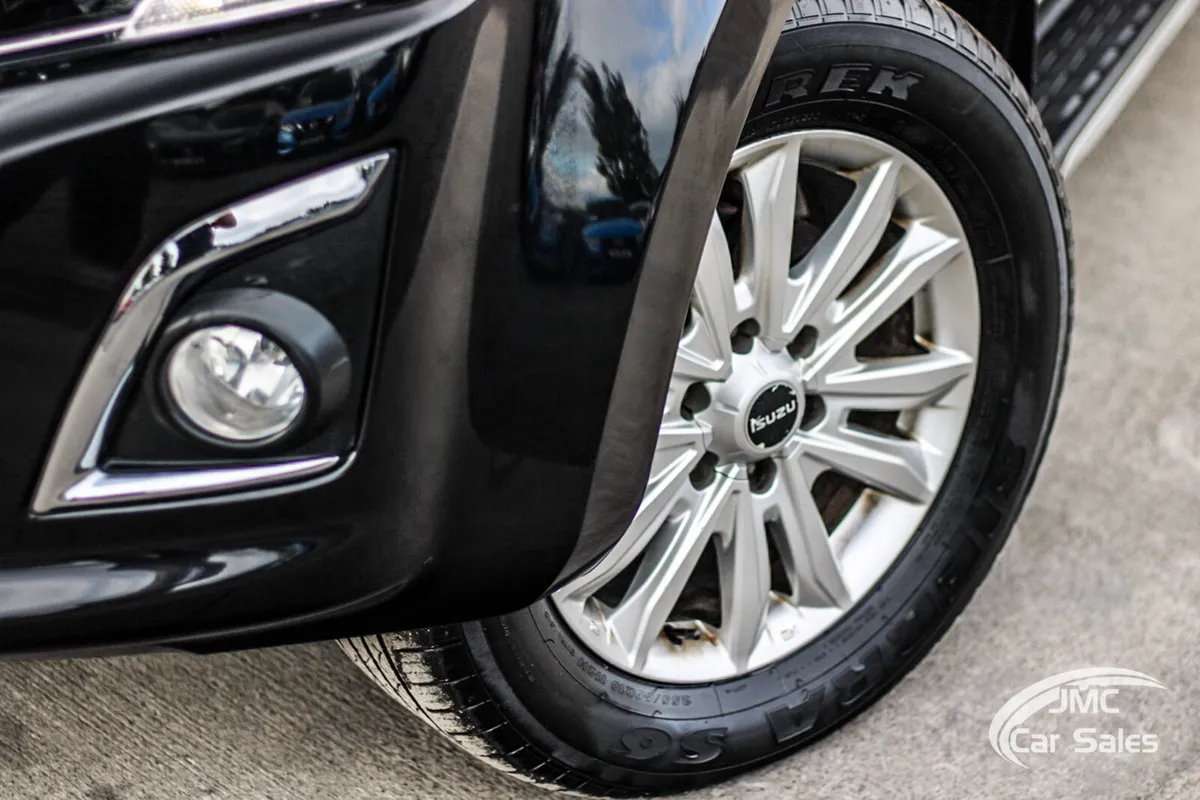 2019 ISUZU D-MAX AUTO - Image 3