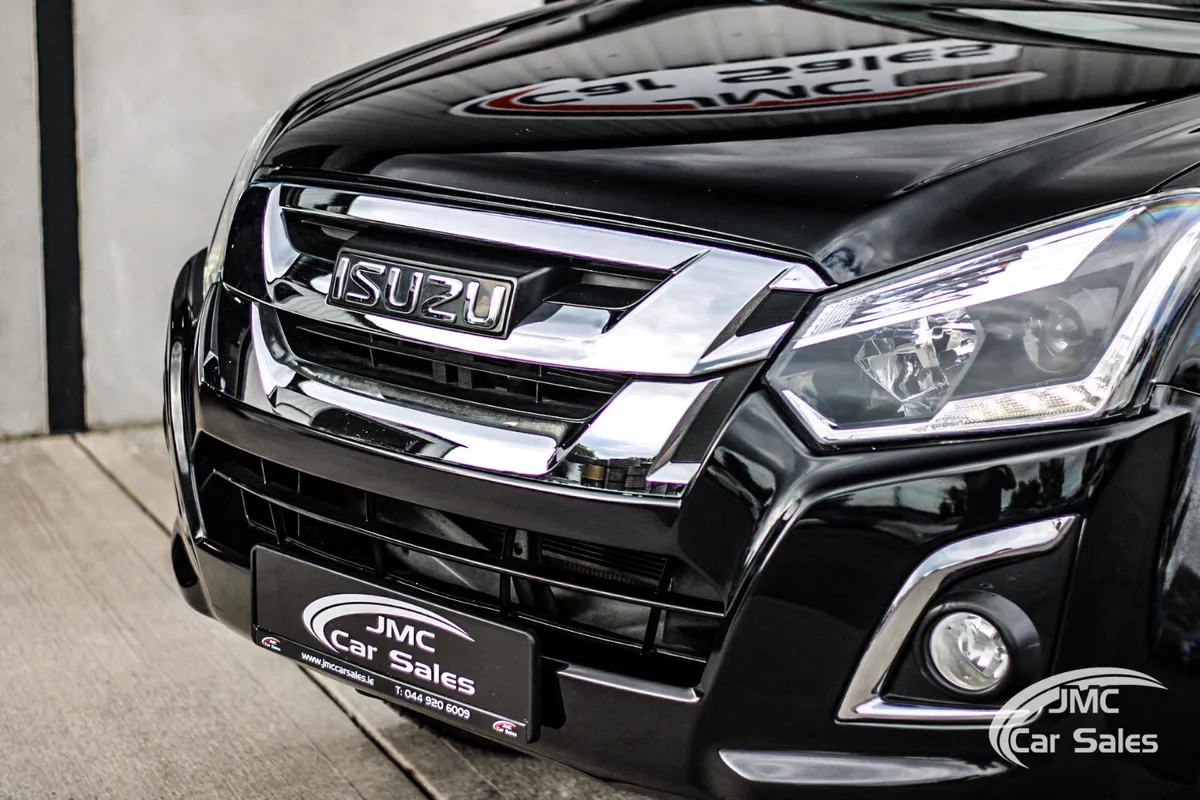 2019 ISUZU D-MAX AUTO - Image 2