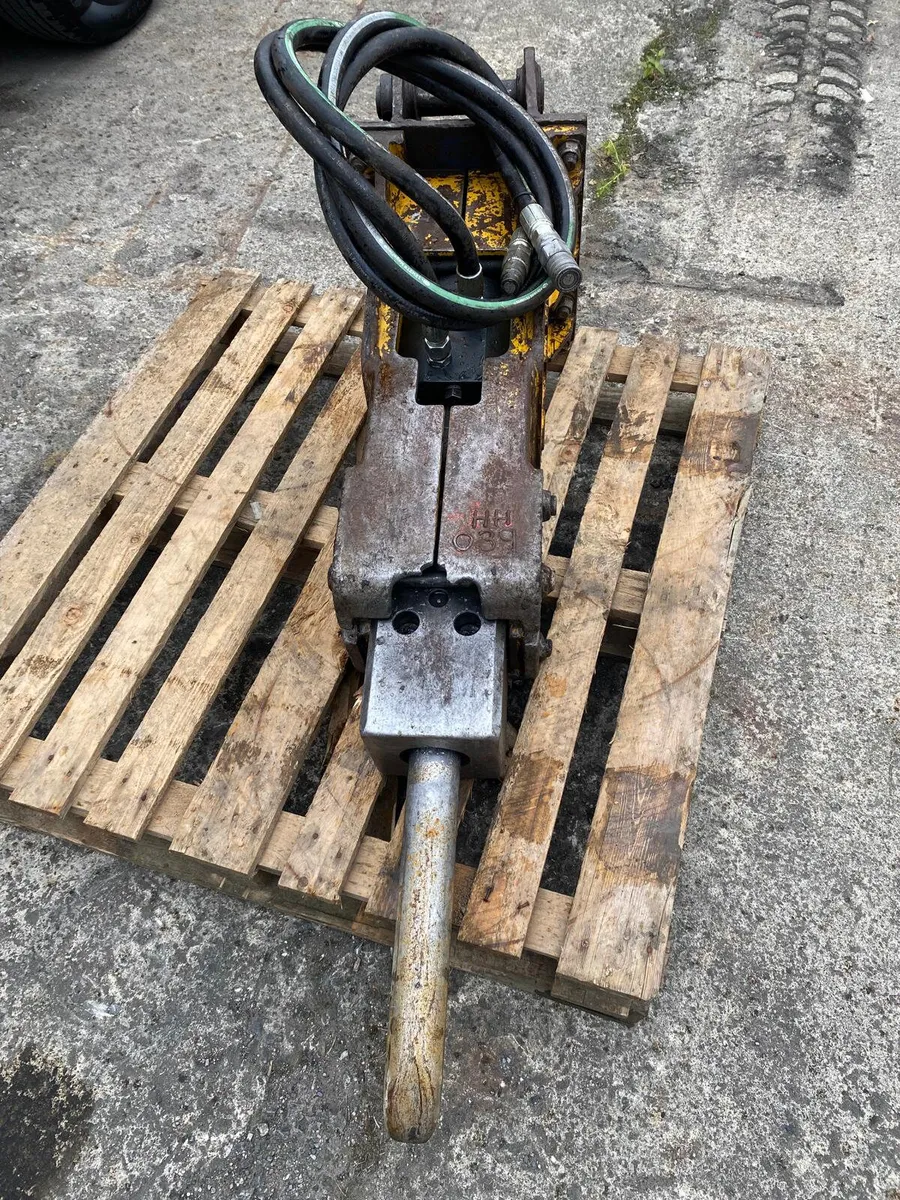 INDECO HP500 5T ROCK BREAKER - Image 1