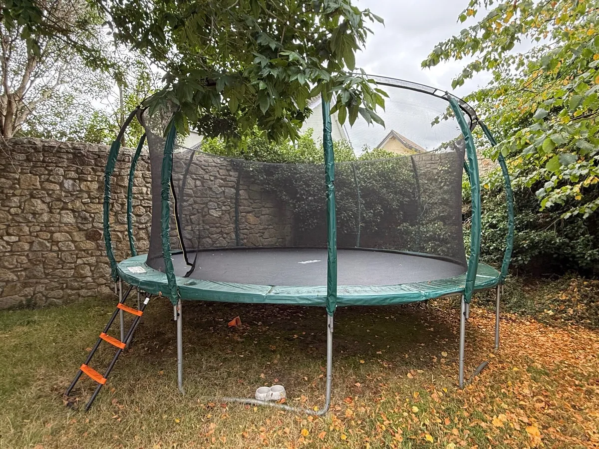 Trampoline - Image 2