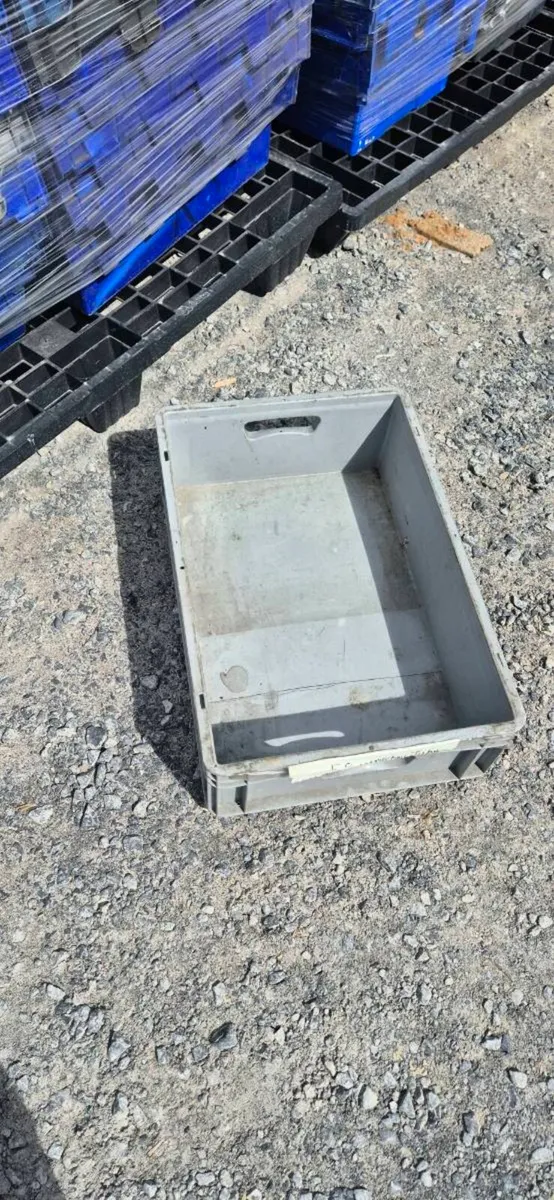 Storage boxes. - Image 3
