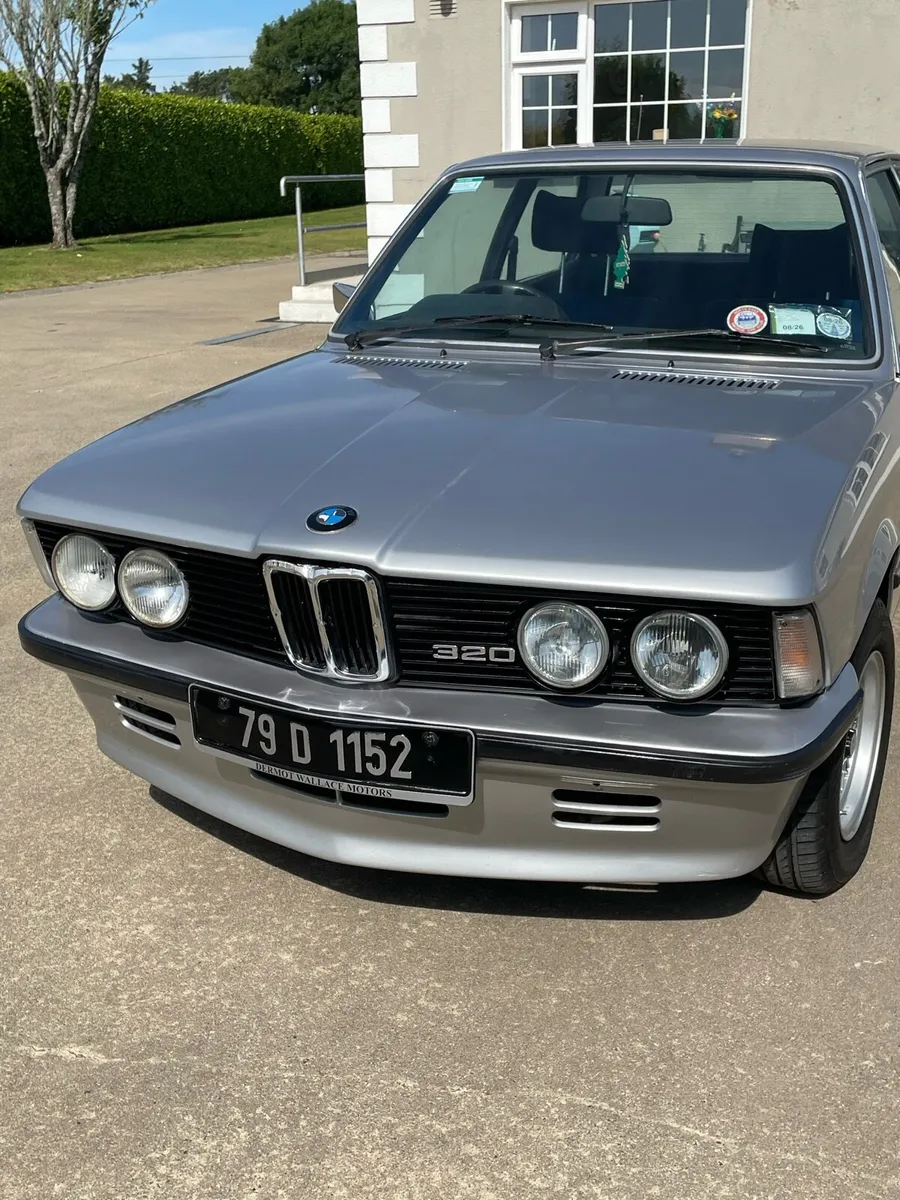 Vintage BMW 320 - Image 1