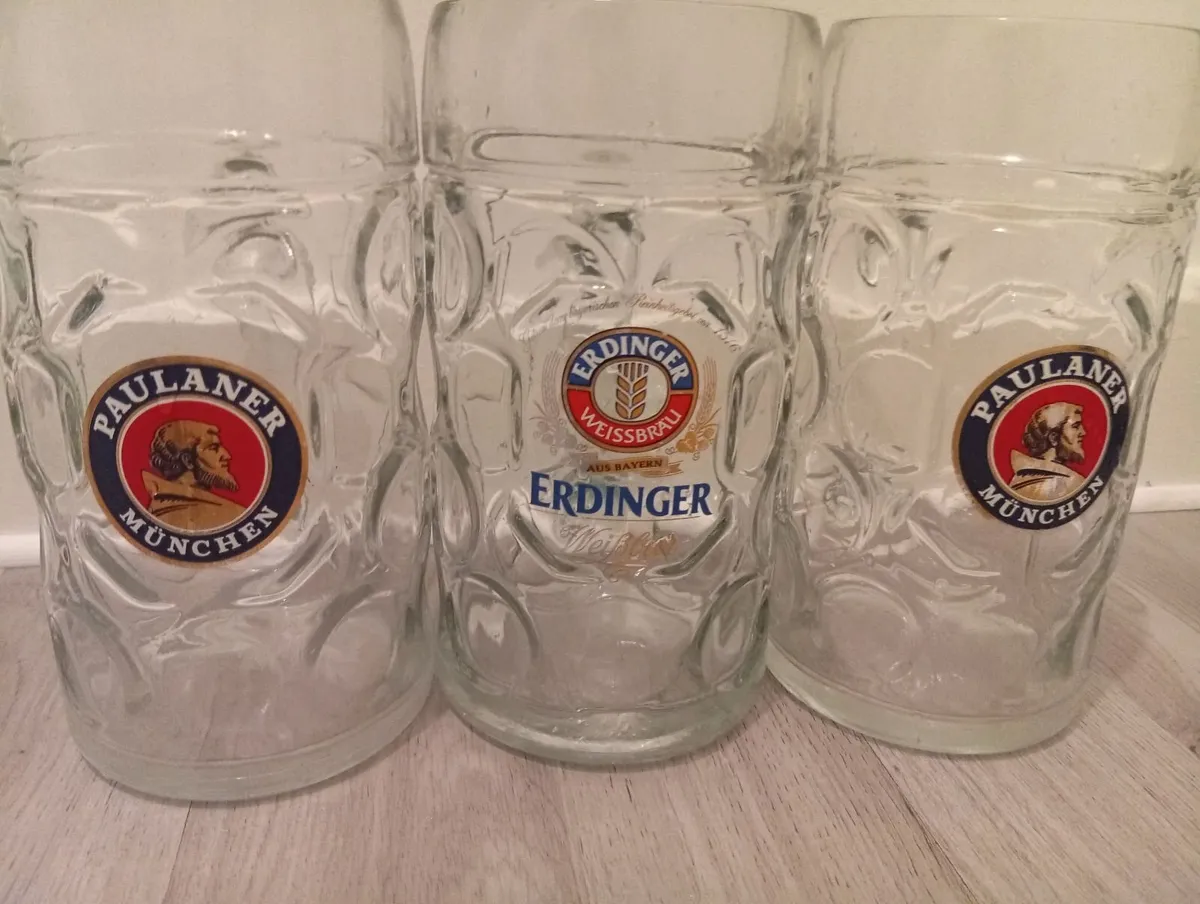 Original Erdinger Weissbrau 1litre Beer Glasses - Image 1