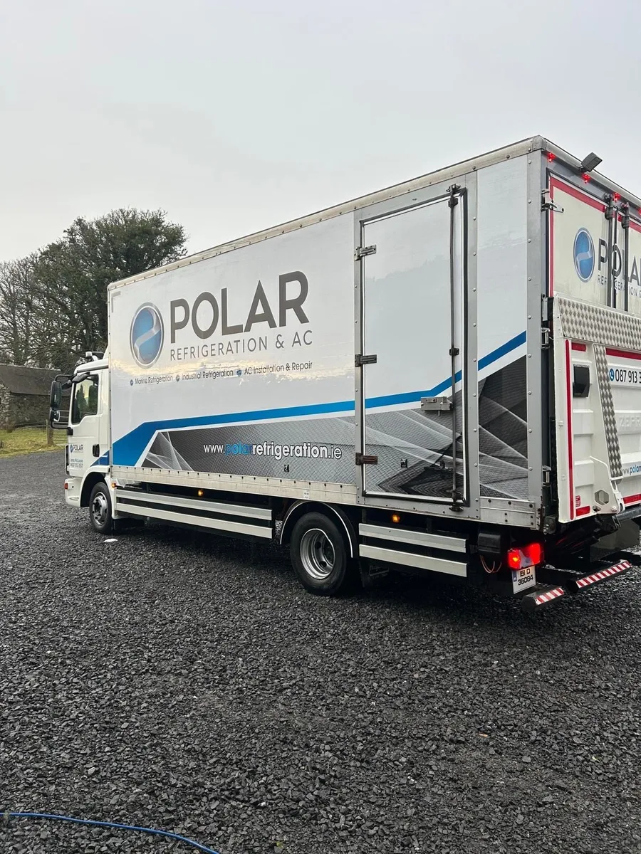 MAN Box Lorry - Image 3