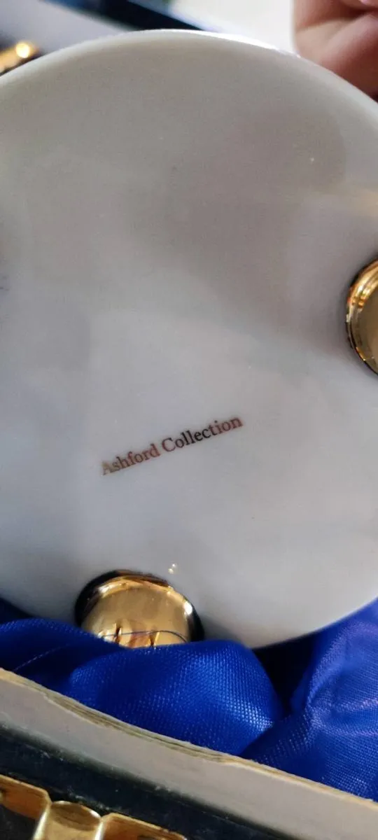 Ashford Collection Coffee Set - Image 4