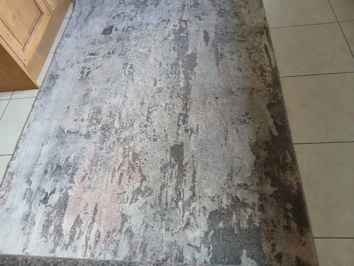 Large rug - Image 2