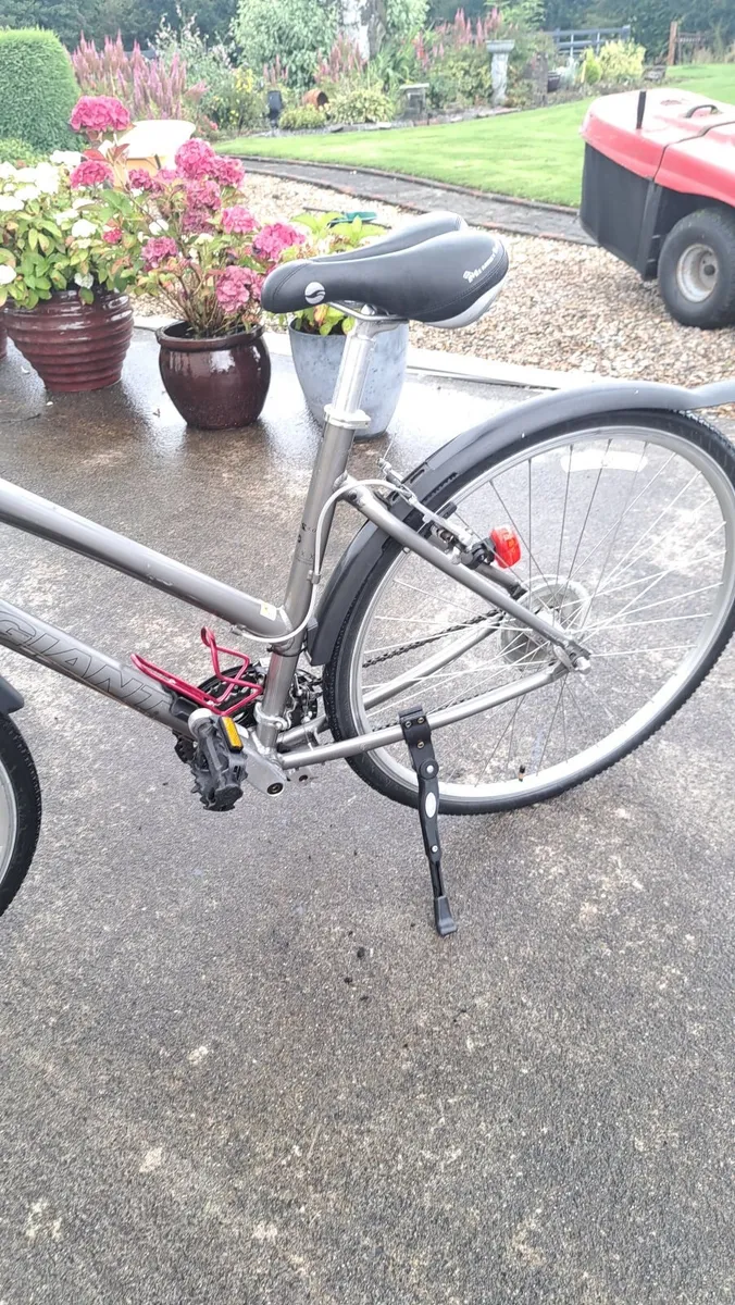 Ladies Bike - Giant - Image 4
