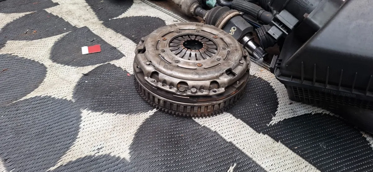 Car - Image 1