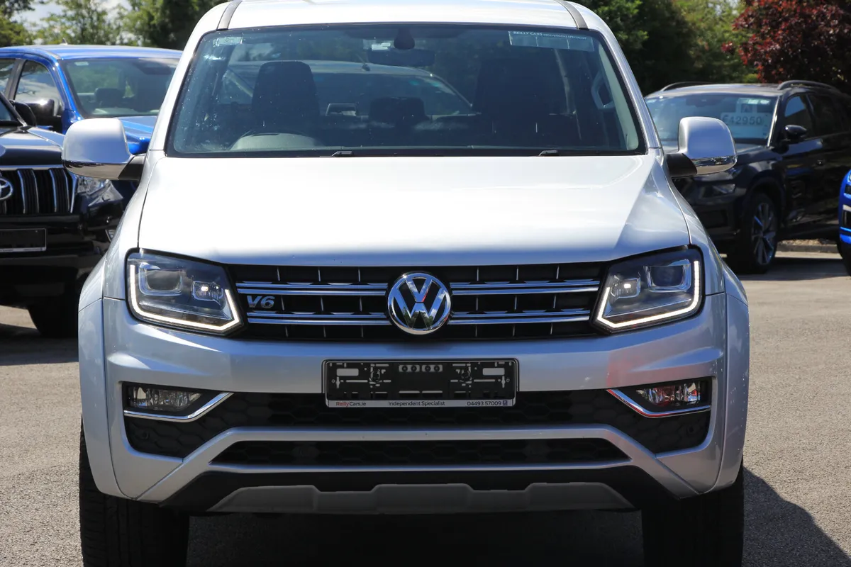 VW Amarock Highline Auto * 2 owners * Low kms - Image 2