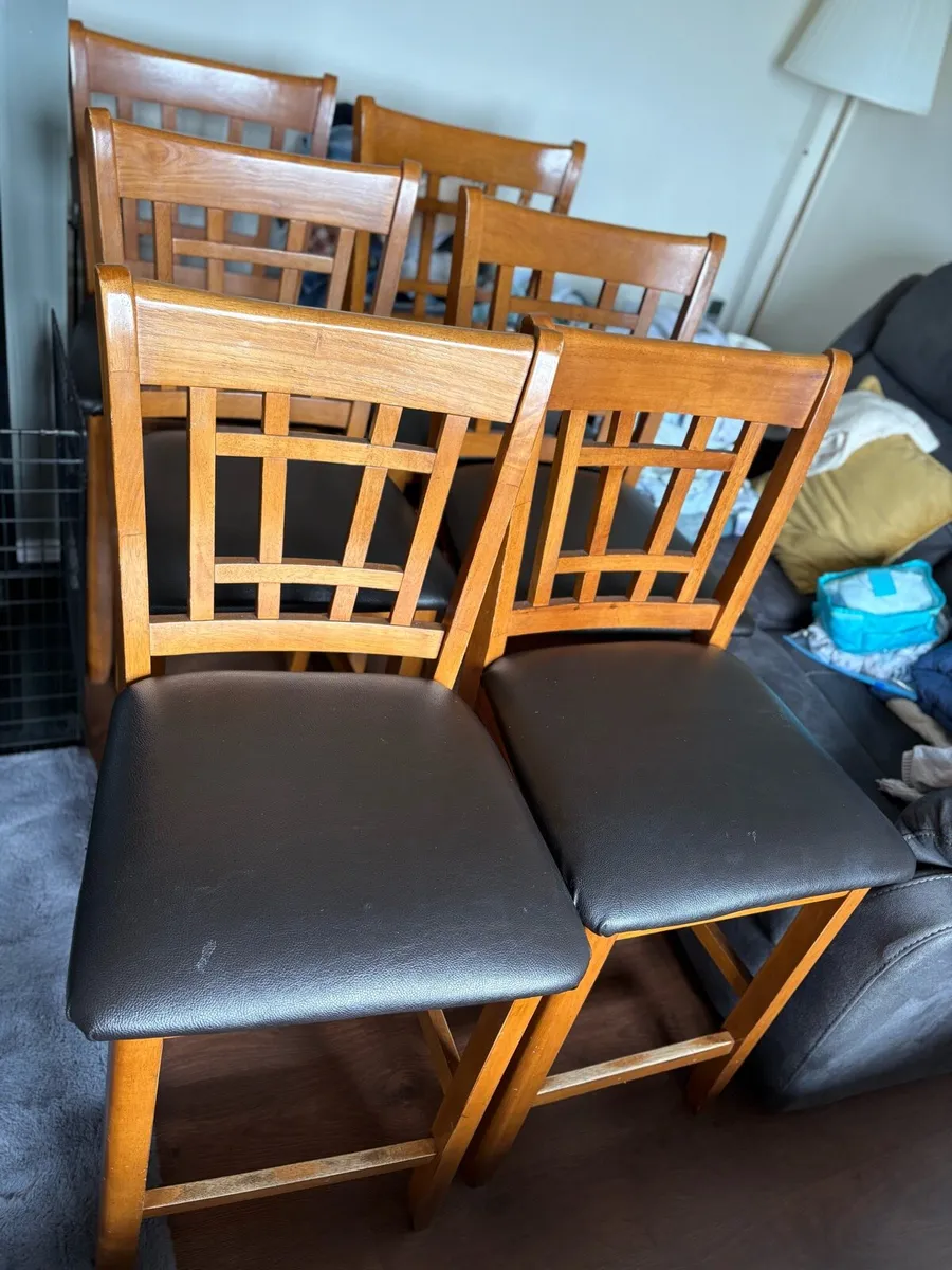 6 oak high stools - Image 1