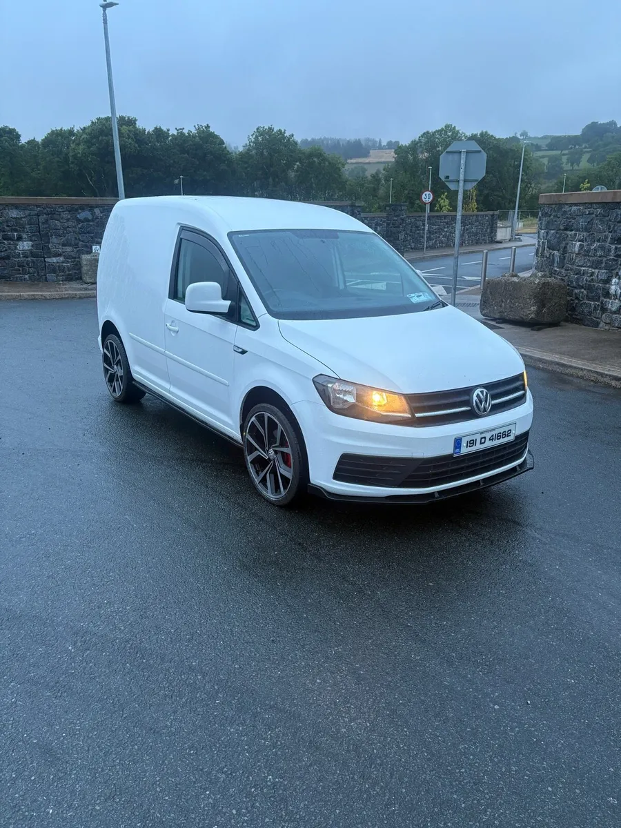 Volkswagen caddy 2.0tdi low milage - Image 2