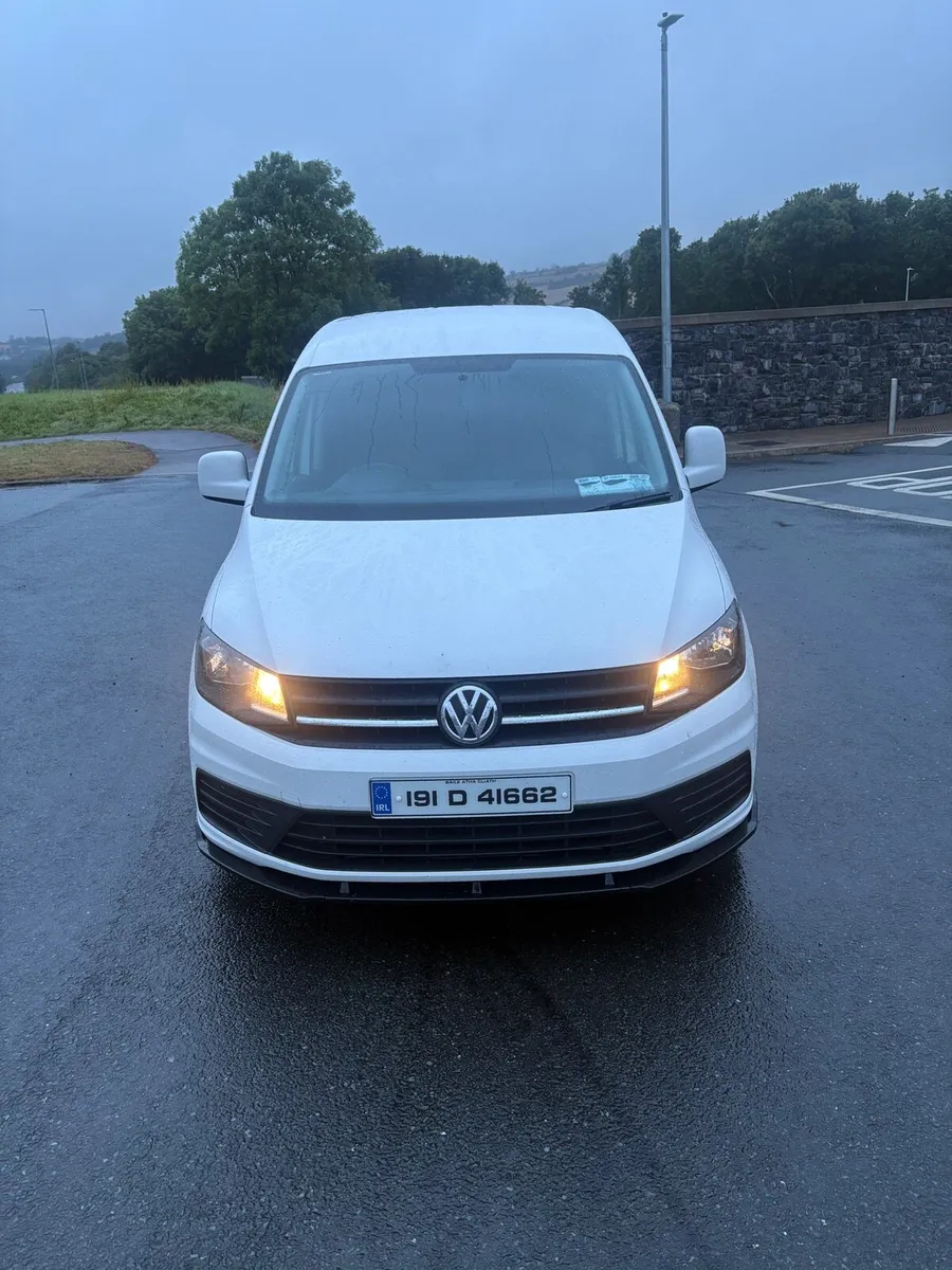 Volkswagen caddy 2.0tdi low milage - Image 3