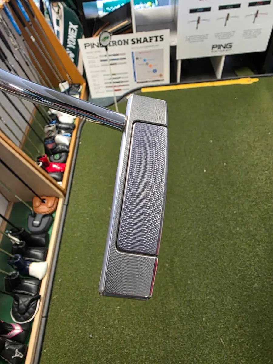 Scotty Cameron Select Fastback Putter - Image 4