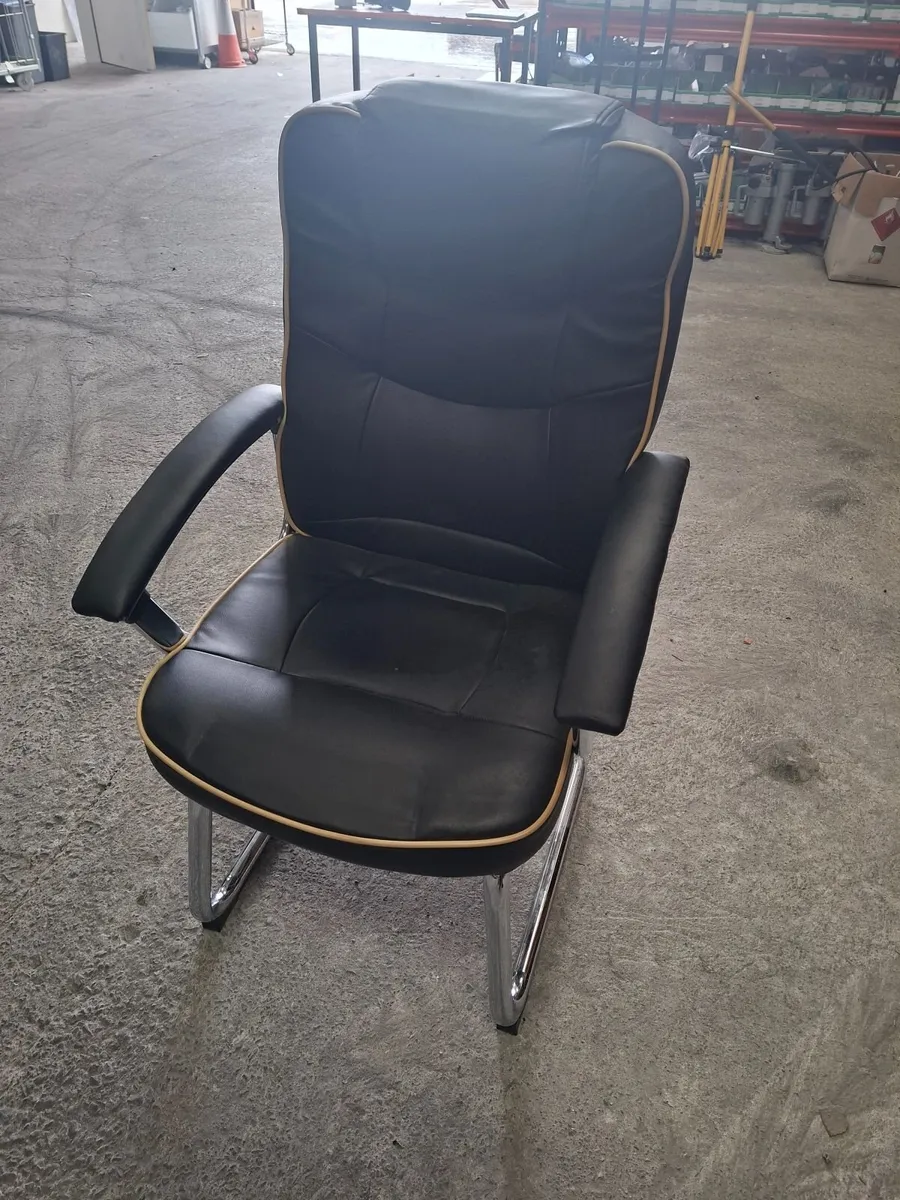 Ofice chairs new condition - Image 3