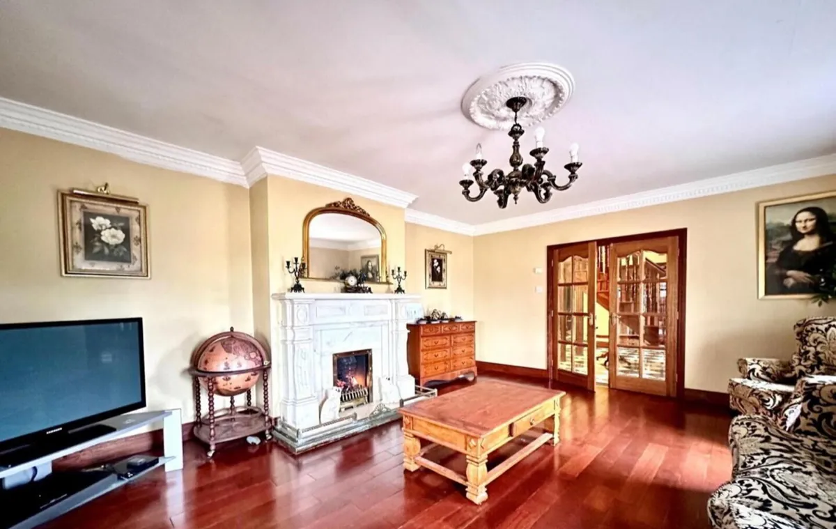 Large House for sale County Tyrone, - Image 3
