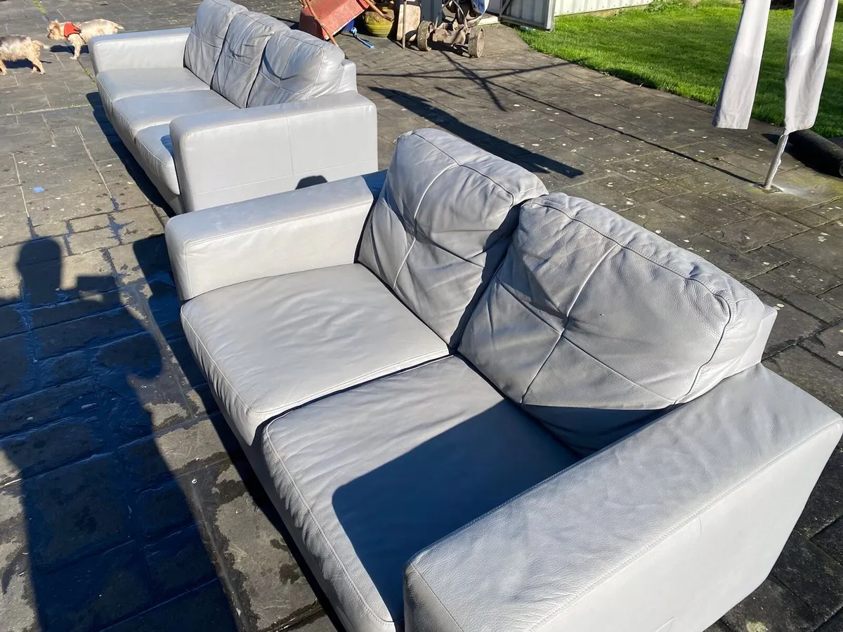 Set of couches - Image 4