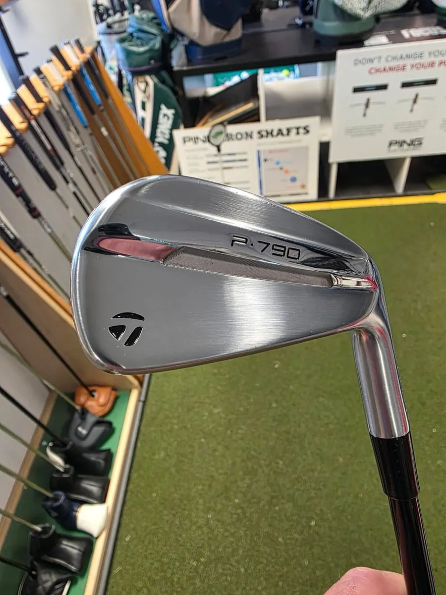As New Taylormade P-790 Forged Irons - Image 1