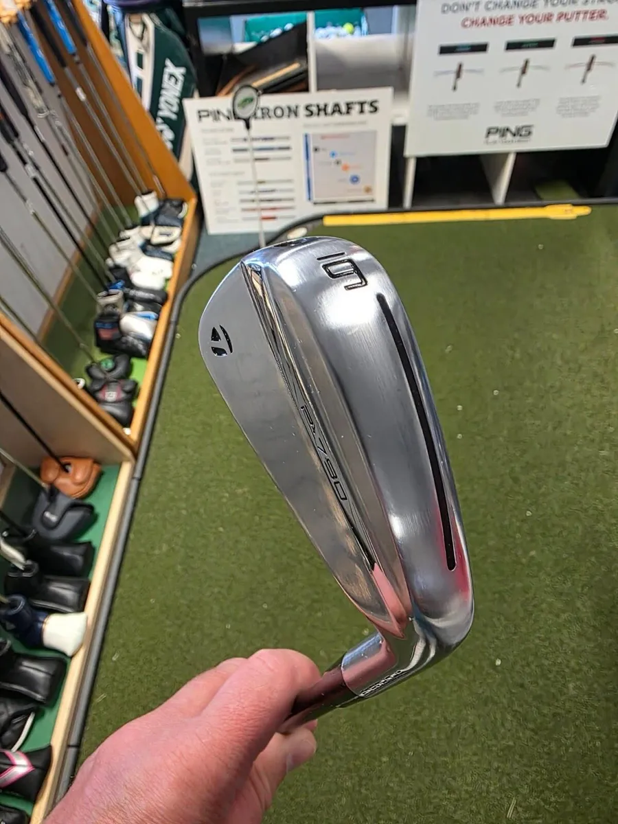 As New Taylormade P-790 Forged Irons - Image 4