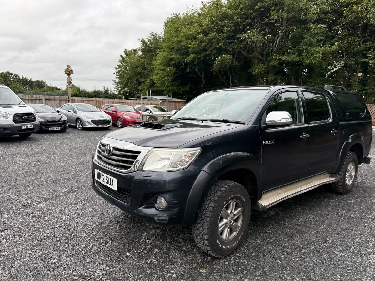 Toyota Hilux 2.5 - Image 1