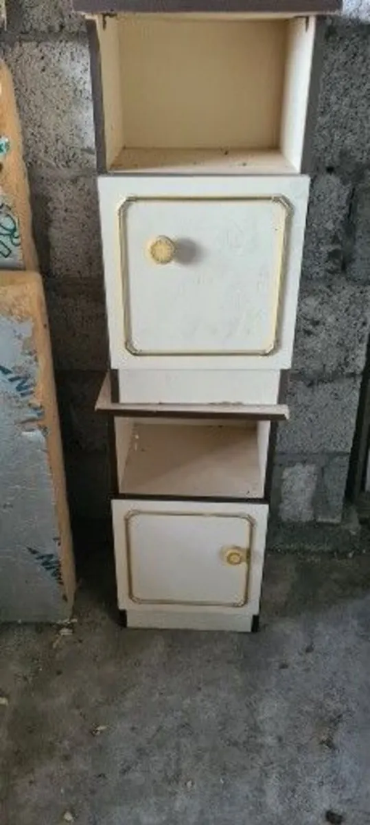 Mobile Home bedside lockers