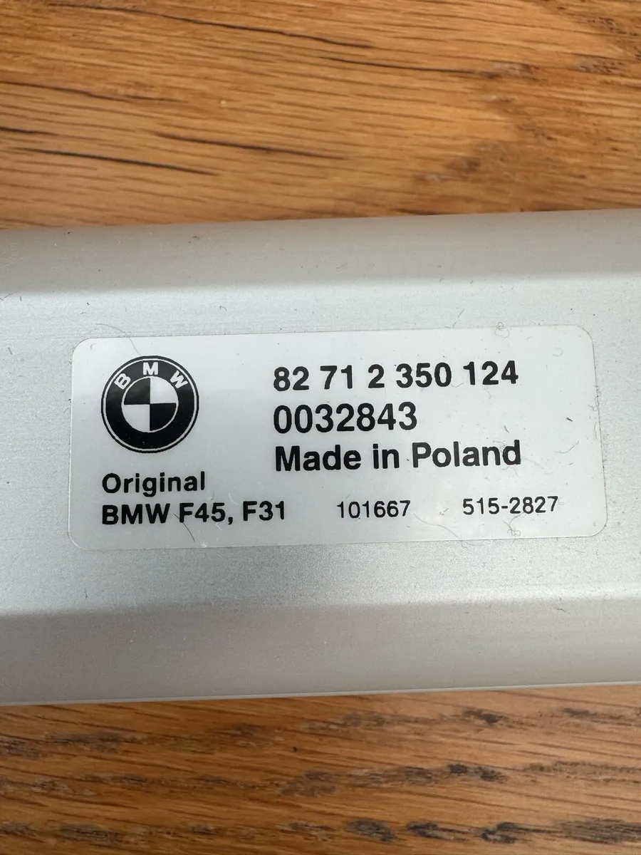 Genuine BMW Roof Bars F45 F31 - Image 2
