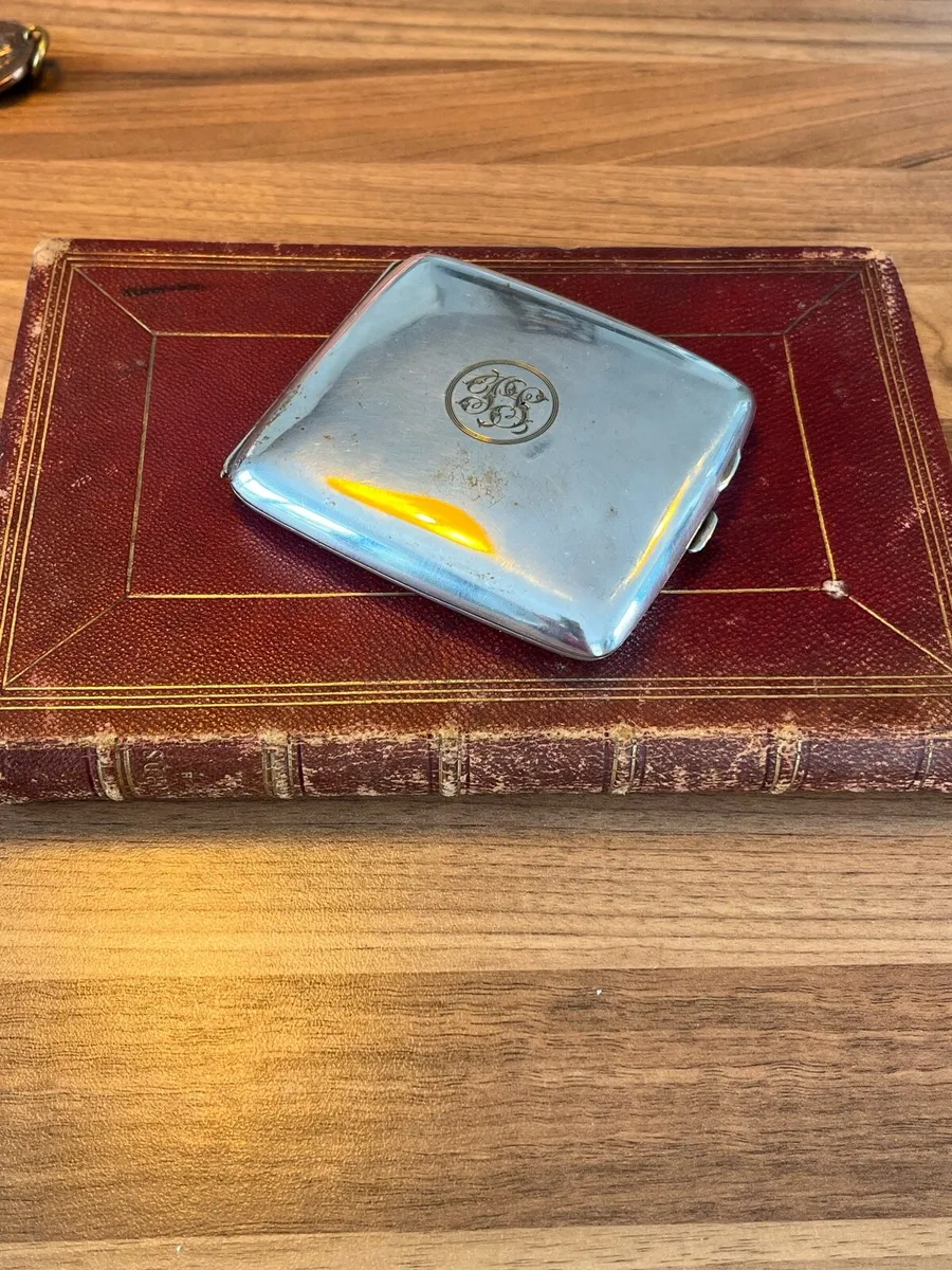 Antique Cigarette Case - Image 3