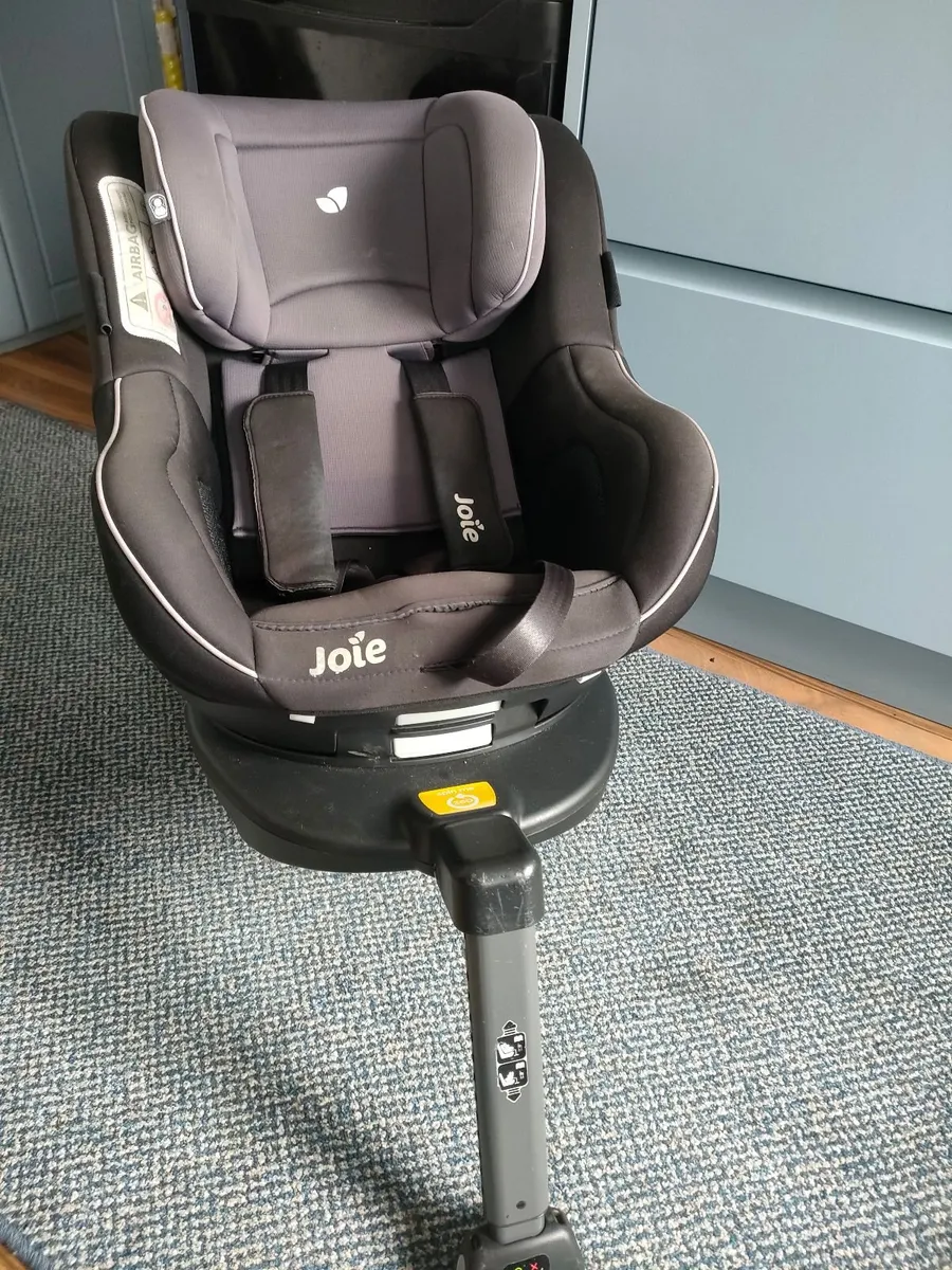 Joie 360 car seat - Image 2
