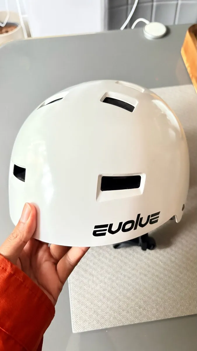 Cycle Helmet - Image 1