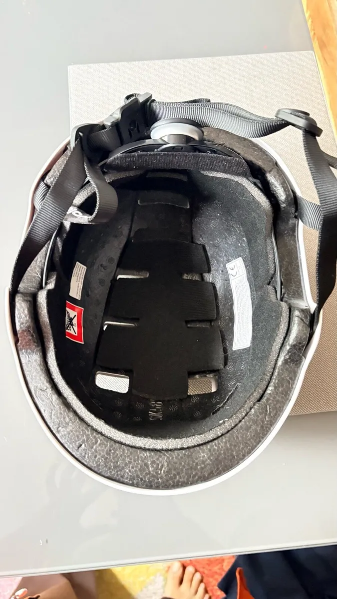 Cycle Helmet - Image 2