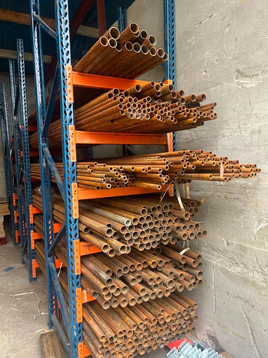 Steel piping in a wide range of sizes - Image 1