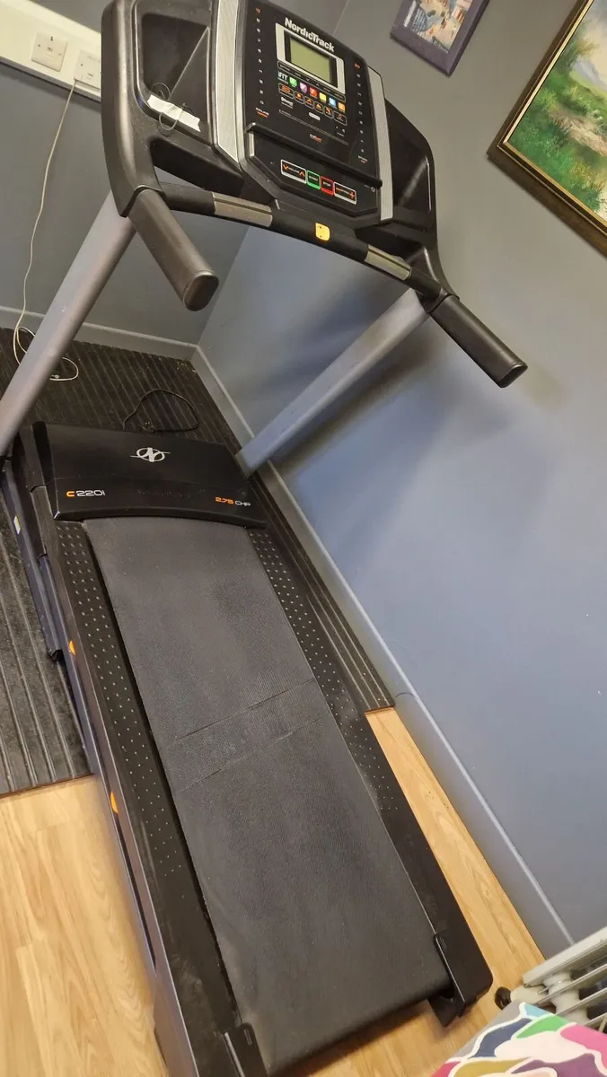 Nordic Track C220i Treadmill 2.75CHP - Image 4