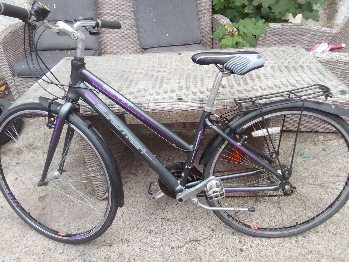 lady bike for sale  like new - Image 1