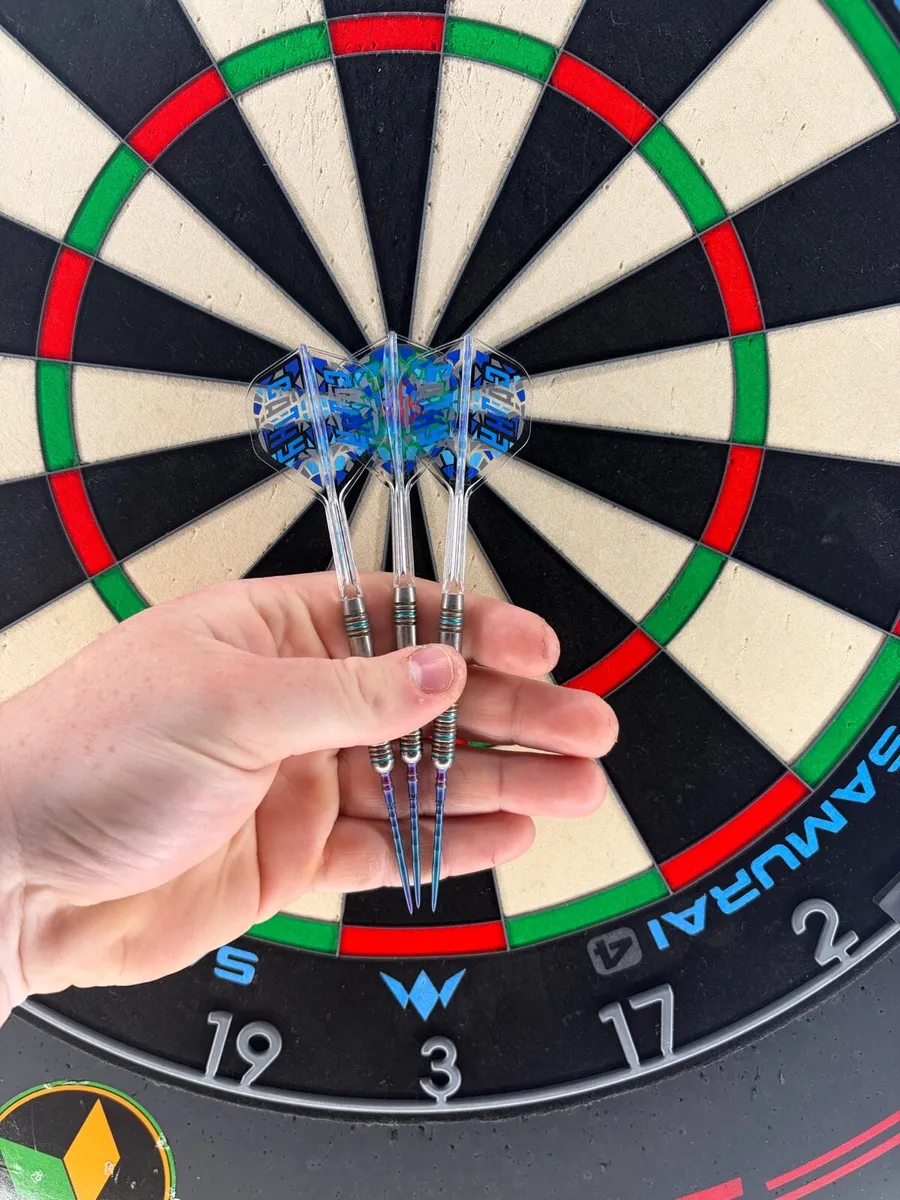Rob Cross Voltage Gen 2 Darts - Image 2