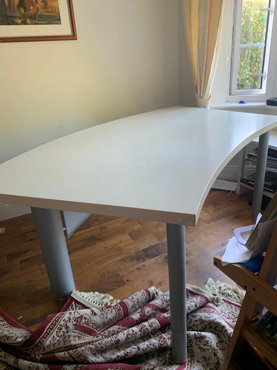 Office Desk - Image 1