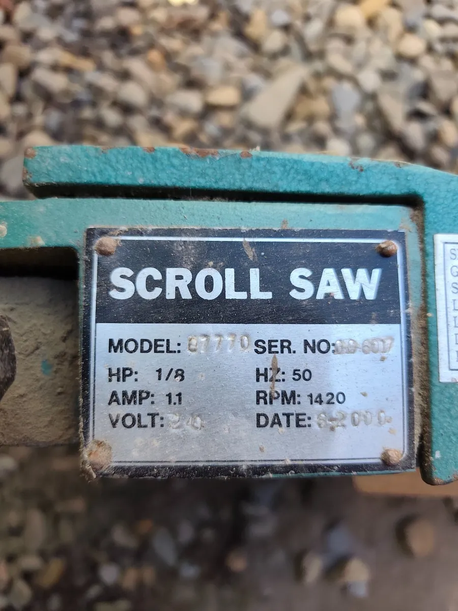 Scroll saw - Image 1
