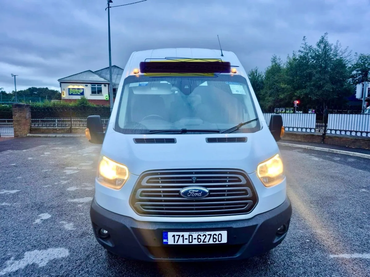 Ford Transit minibus 17 seater 2017 - Image 4